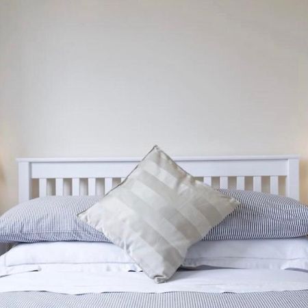 Lynbrook Guest House Londra Esterno foto