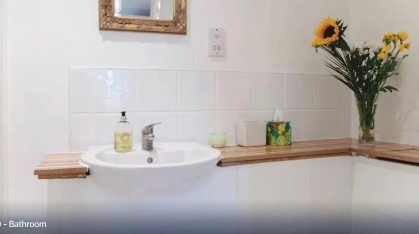 Lynbrook Guest House Londra Esterno foto