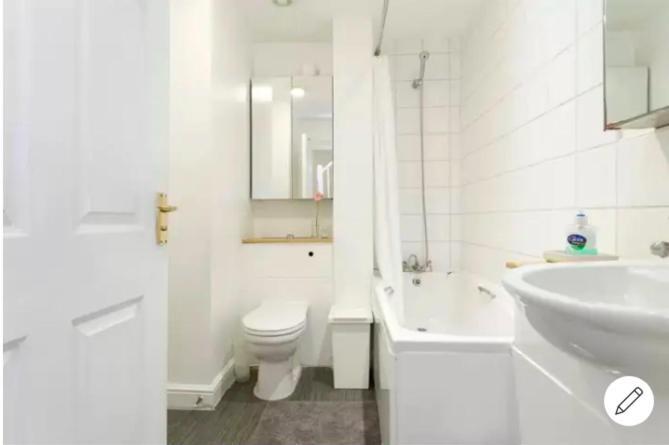 Lynbrook Guest House Londra Esterno foto